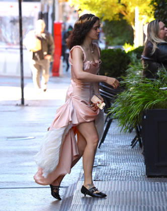 Rosalia Leaves Her Hotel - NYC Spanish Singer Rosalia with a nice pink dress leaves her hotel in New York on October 6, 2026. Photp by Dylan Travis ABACAPRESS.COM New York City NY United States  Copyright: xDylanxTravis ABACAx