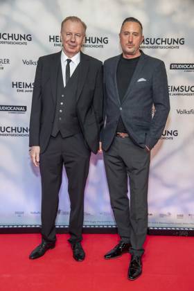 ABB HEIMSUCHUNG: Ludger Pistor and Jan Christoph Wagner appear on the red carpet at the German premiere of Volker Schloendorff’s film *Heimsuchung* at the Kino International on October 6, 2026, in Berlin, Germany