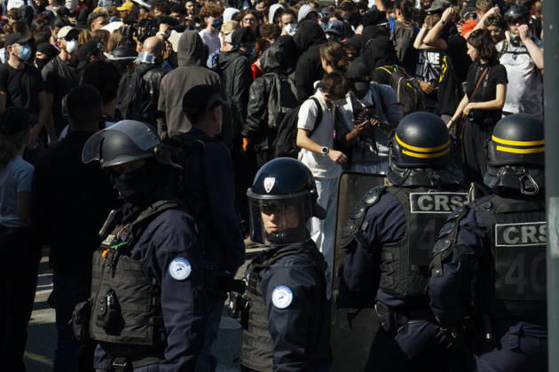High School And University Student Protest - Toulouse CRS officers at the end of a demonstration. Protests by secondary school pupils and students calling for improvements to their living and learning conditions, supported by the trade unions CGT, FO, FSU and Solidaires. France, Toulouse, 6 October 2026. Photo by Patricia Huchot-Boissier AbacaPress.com. Toulouse OCCITANIE France Copyright: xHuchot-BoissierxPatricia ABACAx