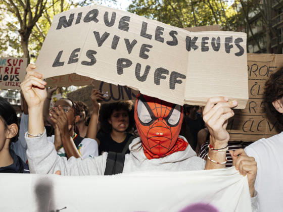 High School And University Student Protest - Toulouse A placard – Screw the cops, long live the Puff. Protests by secondary school pupils and students calling for improvements to their living and learning conditions, supported by the trade unions CGT, FO, FSU and Solidaires. France, Toulouse, 6 October 2026. Photo by Patricia Huchot-Boissier AbacaPress.com. Toulouse OCCITANIE France  Copyright: xHuchot-BoissierxPatricia ABACAx