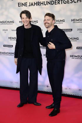 Sabin Tambrea and Friedrich Mücke at the premiere of the film *Heimsuchung* at Kino International in Berlin, October 6, 2026 Foto:xN.xKubelkax xFuturexImagex heimsuchung_6019