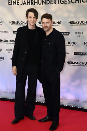 Sabin Tambrea and Friedrich Mücke at the premiere of the film *Heimsuchung* at Kino International in Berlin, October 6, 2026 Foto:xN.xKubelkax xFuturexImagex heimsuchung_6020