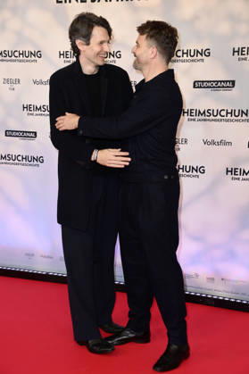 Sabin Tambrea and Friedrich Mücke at the premiere of the film *Heimsuchung* at Kino International in Berlin, October 6, 2026 Foto:xN.xKubelkax xFuturexImagex heimsuchung_6021
