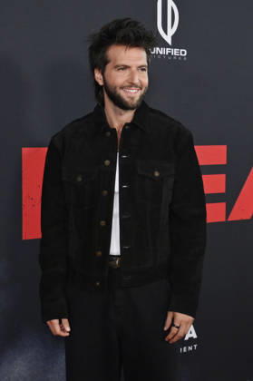 Cast member Guy Burnet attends the premiere of the motion picture thriller The Beast at the Academy museum of Motion Pictures in Los Angeles on Tuesday, October 10, 2026. Storyline: When a militia of unidentified hostiles coordinates a coup against the U.S., the president uncovers the extent of The Beast s highly classified offensive capabilities in order to save his life and America.  LAP20261006802 JIMxRUYMEN