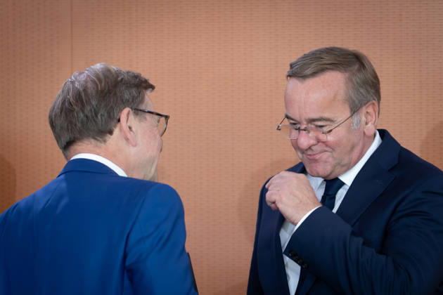 Cabinet meeting, Federal Government, Kickoff, Cabinet meeting, Federal Government, Boris Pistorius, Federal Minister of Defense, Johann Wadephul, Federal Minister of Foreign Affairs, Berlin, Berlin, GER