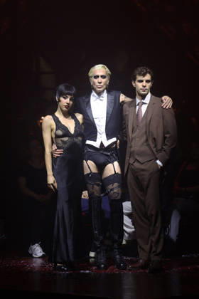 Mario Vaquerizo Presents the Musical *Cabaret* in Madrid Artist Laia Prats, Mario Vaquerizo, and actor José Pastor during the press preview of the musical *Cabaret* at Espacio Delicias on October 7, 2026, in Madrid, Spain. The artist will take on this iconic role starting October 9 at an even more immersive venue. CELEBRITIES MUSIC CABARET MUSICAL Madrid Madrid Spain Copyright: xJosexVelascox 7826180