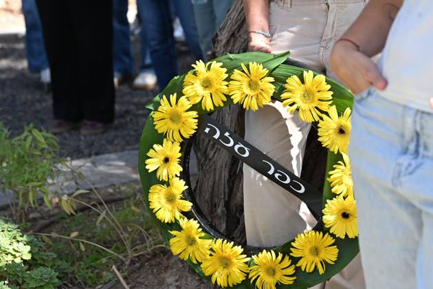 October 7, 2026, Kfar Aza, Israel: KFAR AZA, ISRAEL, OCTOBER 7, 2026: Residents and families gather for a memorial ceremony at Kibbutz Kfar Aza at 6:29 a.m., marking three years since the Hamas-led attack on southern Israel on October 7, 2023. Kfar Aza, a community near the Gaza border, was among the Israeli communities hardest hit during the assault. The ceremony began at the time the attack started three years earlier as communities across southern Israel held commemorations for the victims. Photo JNA Press. Kfar Aza Israel - ZUMAq101 20261007_zna_q101_020 Copyright: xPaulinaxPatimerx
