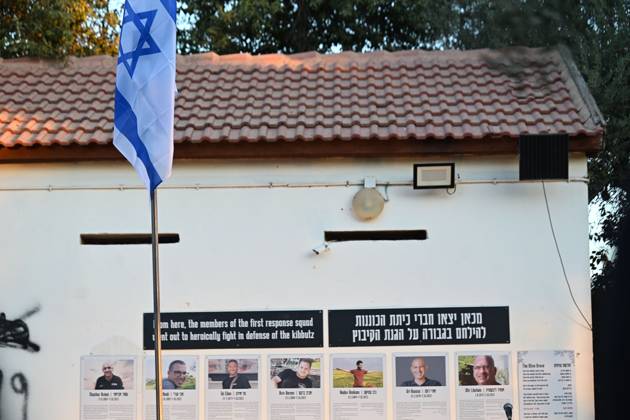 October 7, 2026, Kfar Aza, Israel: KFAR AZA, ISRAEL, OCTOBER 7, 2026: Residents and families gather for a memorial ceremony at Kibbutz Kfar Aza at 6:29 a.m., marking three years since the Hamas-led attack on southern Israel on October 7, 2023. Kfar Aza, a community near the Gaza border, was among the Israeli communities hardest hit during the assault. The ceremony began at the time the attack started three years earlier as communities across southern Israel held commemorations for the victims. Photo JNA Press. Kfar Aza Israel - ZUMAq101 20261007_zna_q101_048 Copyright: xPaulinaxPatimerx