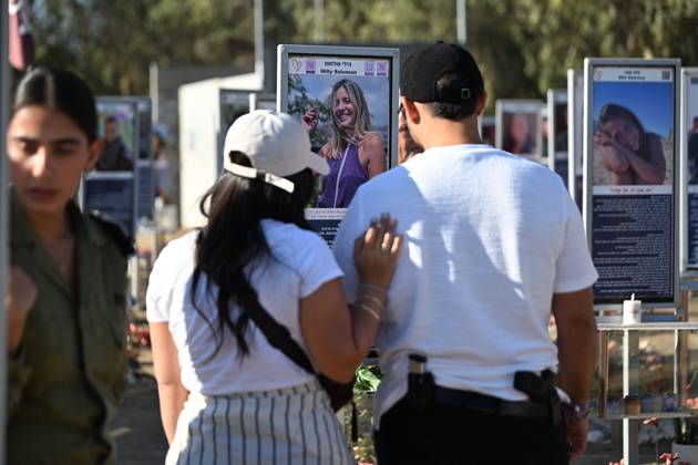 October 7, 2026, Kfar Aza, Israel: KFAR AZA, ISRAEL, OCTOBER 7, 2026: Residents and families gather for a memorial ceremony at Kibbutz Kfar Aza at 6:29 a.m., marking three years since the Hamas-led attack on southern Israel on October 7, 2023. Kfar Aza, a community near the Gaza border, was among the Israeli communities hardest hit during the assault. The ceremony began at the time the attack started three years earlier as communities across southern Israel held commemorations for the victims. Photo JNA Press. Kfar Aza Israel - ZUMAq101 20261007_zna_q101_055 Copyright: xPaulinaxPatimerx