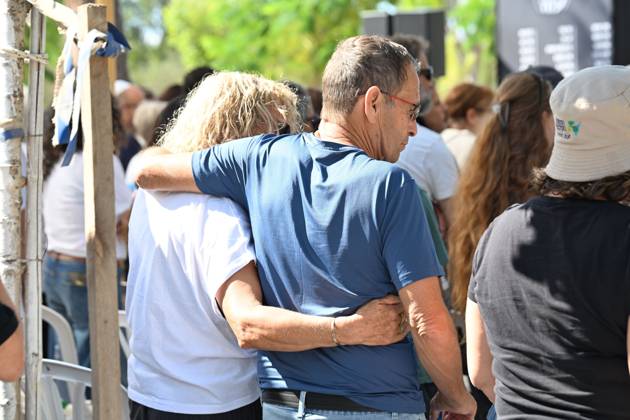 October 7, 2026, Kfar Aza, Israel: KFAR AZA, ISRAEL, OCTOBER 7, 2026: Residents and families gather for a memorial ceremony at Kibbutz Kfar Aza at 6:29 a.m., marking three years since the Hamas-led attack on southern Israel on October 7, 2023. Kfar Aza, a community near the Gaza border, was among the Israeli communities hardest hit during the assault. The ceremony began at the time the attack started three years earlier as communities across southern Israel held commemorations for the victims. Photo JNA Press. Kfar Aza Israel - ZUMAq101 20261007_zna_q101_057 Copyright: xPaulinaxPatimerx