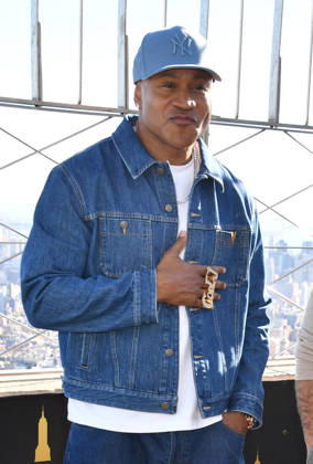 NEW YORK, NY- OCTOBER 6: LL Cool J at the Empire State Building to Celebrate the Premiere of CBSâ€⠢ New Drama, NCIS: NEW YORK on October 6, 2026 in New York City. Credit: AdMedia New York City USA - ZUMAa123 20261006_zaa_a123_209 Copyright: xJohnxFyckex