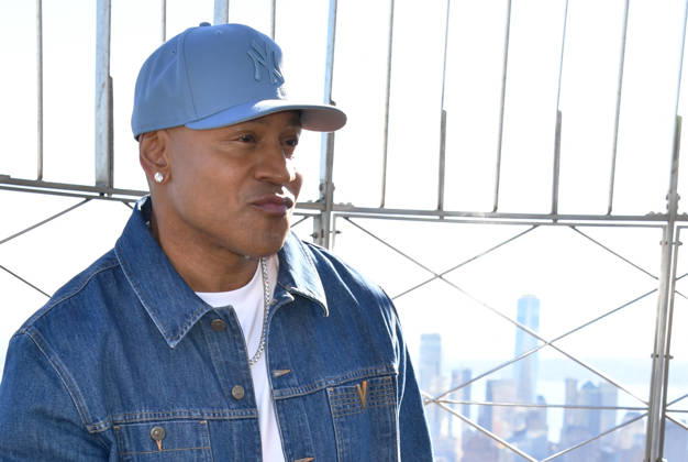 NEW YORK, NY- OCTOBER 6: LL Cool J at the Empire State Building to Celebrate the Premiere of CBSâ€⠢ New Drama, NCIS: NEW YORK on October 6, 2026 in New York City. Credit: AdMedia New York City USA - ZUMAa123 20261006_zaa_a123_210 Copyright: xJohnxFyckex
