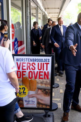 07-10-2026 Bosch King Willem-Alexander visited the Bike House, world kitchen and the Boschveld Garden at the Copernikkel, a cooperative of various resident-led initiatives and participating in the SAMEN lokaal program, in Den Bosch. Â  Copyright: xPPEx