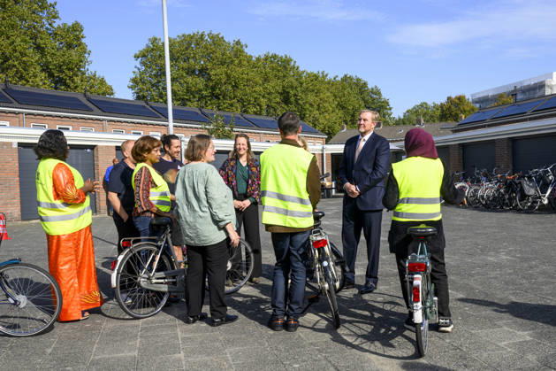 07-10-2026 Bosch King Willem-Alexander visited the Bike House, world kitchen and the Boschveld Garden at the Copernikkel, a cooperative of various resident-led initiatives and participating in the SAMEN lokaal program, in Den Bosch. Â  Copyright: xPPEx
