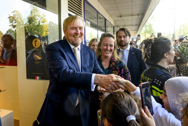 07-10-2026 Bosch King Willem-Alexander visited the Bike House, world kitchen and the Boschveld Garden at the Copernikkel, a cooperative of various resident-led initiatives and participating in the SAMEN lokaal program, in Den Bosch. Â  Copyright: xPPEx