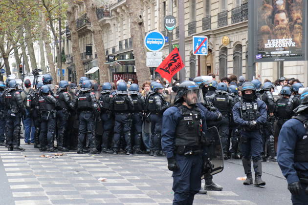 Student blockade near Sciences Po Paris PARIS, FRANCE - OCTOBER 7: A heavy police presence is deployed at the scene as students denounce conditions in the education system and express solidarity with mobilized high school students in Paris, France, on October 7, 2026. Students gather behind makeshift barricades made of trash bins and metal barriers near Sciences Po Paris as part of ongoing mobilization linked to the broader high school and university protest movement. Umit Donmez Anadolu Paris France. Editorial use only. Please get in touch for any other usage. Copyright: x2026xAnadoluxUmitxDonmezx