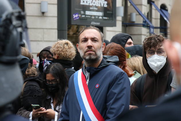 Student blockade near Sciences Po Paris PARIS, FRANCE - OCTOBER 7: French lawmaker Thomas Portes is seen near Sciences Po Paris as students stage a blockade in support of the wider mobilization over conditions in the education system in Paris, France, on October 7, 2026. Riot police are deployed in the area while demonstrators maintain barricades and gather in the street. Umit Donmez Anadolu Paris France. Editorial use only. Please get in touch for any other usage. Copyright: x2026xAnadoluxUmitxDonmezx