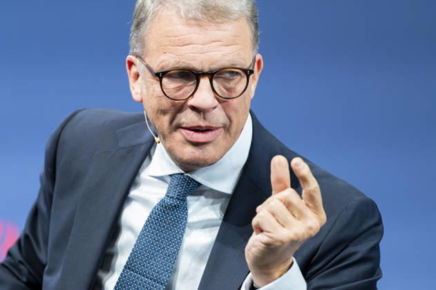 Christian Sewing, EUR, Germany, Berlin, October 7, 2026: Panel discussion with Christian Sewing, CEO of Deutsche Bank, who is attending the anniversary event in Berlin celebrating 80 years of *Handelsblatt* and 100 years of *WirtschaftsWoche*