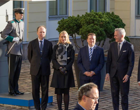 October 6, 2026, Helsinki, Uusimaa, Finland: Helsinki, Suomi, 6.10.2026. Eduskunnan puhemies Jussi Halla-aho (vasemmalla) ja ulkoministeri Elina Valtonen osallistuvat Espanjan kuningas Felipe VI:n ja kuningatar Letizian tervetuloseremoniaan Presidentinlinnan pihalla Helsingissa. Helsinki Finland  - ZUMAt172 20261006_zip_t172_085 Copyright: xJosexTabaresx