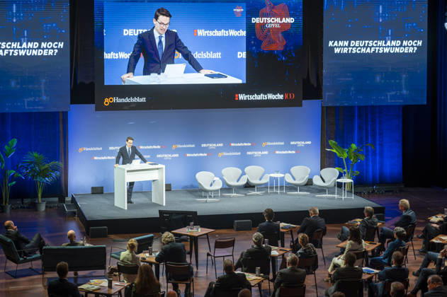 80 Years of Handelsblatt and 100 Years of WirtschaftsWoche EUR, Germany, Berlin, October 7, 2026 Managers of German companies are attending the anniversary event in Berlin celebrating 80 years of Handelsblatt and 100 years of WirtschaftsWoche