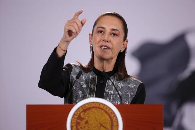 October 7, 2026: TO-45384- CIUDAD DE MEXICO,2026-10-07. Mexican President Claudia Sheinbaum Pardo leads her daily morning press briefing at the National Palace in Mexico City Joined by Luisa Maria Alcalde the briefing addressed plans for renewable energy expansion with CFE constitutional reforms regarding nepotism and federal updates on US relations and legislative approvals. Clasos.com.mx  - ZUMAcs4_ 20261007_faa_cs4_085 Copyright: xLuisxMarinx