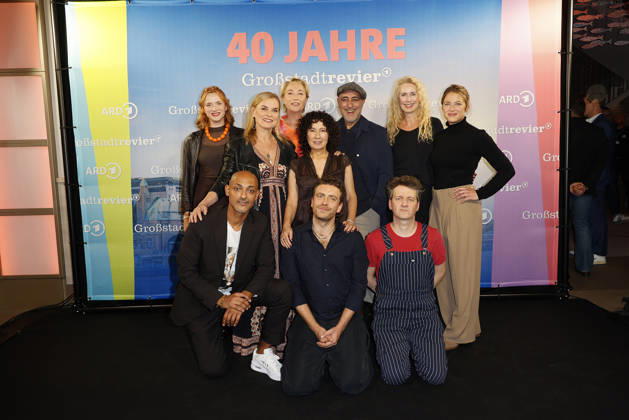 Sofie Junker, Patrick Abozen, Andrea Luedke, Saskia Fischer, Maria Ketikidou, Enrique Fiss, Oezguer Karadeniz,