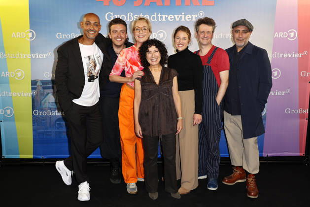 Patrick Abozen, Enrique Fiss, Saskia Fischer, Maria Ketikidou, Sinha Melina Gierke, Sven Fricke and Oezguer Karadeniz attend the photo call for the 40th anniversary of the series *Großstadtrevier* on October 7, 2026, at the Astor Film Lounge in Hamburg, Germany. 40th anniversary *Großstadtrevier* photo call in Hamburg, Germany