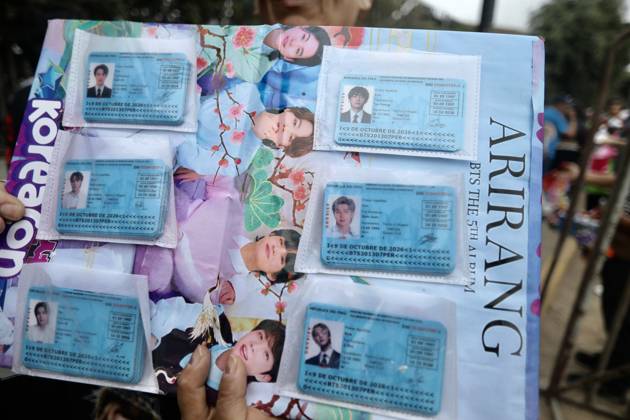 BTS Arirang tour kicks off in Peru LIMA, PERU - OCTOBER 7: Thousands of BTS fans known as ARMY gather around San Marcos Stadium ahead of the first of three concerts the South Korean band is set to perform in Lima, Peru on October 7, 2026. Fans from across Peru and abroad arrived early to attend the highly anticipated show from BTS s Arirang world tour. Klebher Vasquez Anadolu Lima Peru. Editorial use only. Please get in touch for any other usage. Copyright: x2026xAnadoluxKlebherxVasquezx