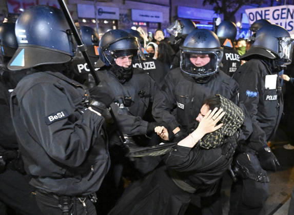 Police in Berlin intervened in demonstrations in support of Palestinians BERLIN, GERMANY - OCTOBER 7: German police detain a protestor during a pro-Palestinian demonstration in Berlin, Germany on October 7, 2026. More than a thousand demonstrators gathered at Oranien Square to protest Israeli attack on Gaza and marched toward Hermann Square before police broke up the rally near the Kottbusser Tor subway station, detaining numerous participants. Halil Sagirkaya Anadolu Berlin Germany. Editorial use only. Please get in touch for any other usage.  Copyright: x2026xAnadoluxHalilxSagirkayax