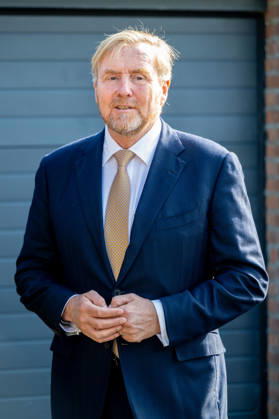 King visits neighborhood activities for and by residents. Den Bosch, The Netherlands. 07 Oct 2026 King Willem-Alexander during a working visit to Copernikkel, a cooperation of various residents initiatives. Copernickel is one of the social initiatives supported by the Oranje Fonds. Den Bosch The Netherlands Copyright: xMischaxSchoemakerx