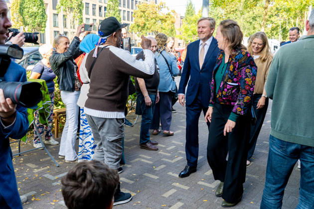 King visits neighborhood activities for and by residents. Den Bosch, The Netherlands. 07 Oct 2026 King Willem-Alexander during a working visit to Copernikkel, a cooperation of various residents initiatives. Copernickel is one of the social initiatives supported by the Oranje Fonds. Den Bosch The Netherlands Copyright: xMischaxSchoemakerx