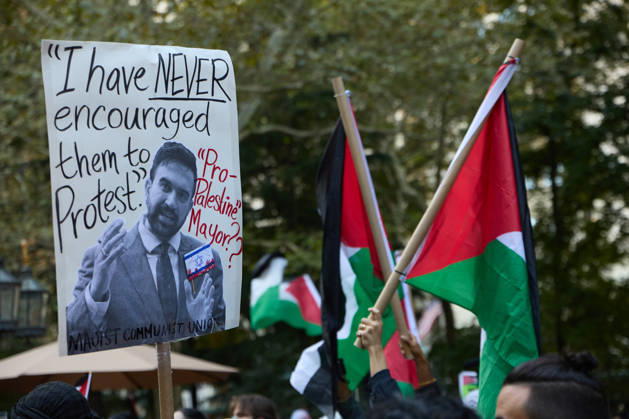 October 7, 2026, New York, New York, USA: A demonstrator holds a poster reading I have never encouraged them to protest during a pro-Palestinian rally at City Hall Park in New York City. New York USA - ZUMAs237 20261007_aap_s237_030 Copyright: xMarkxJ.xSullivanx