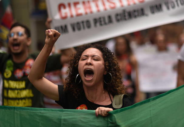 Thousands of demonstrators gathered in downtown Rio de Janeiro RIO DE JANEIRO, BRAZIL - OCTOBER 7: Thousands of demonstrators gathered in downtown in support of presidential candidate Luiz Inacio Lula da Silva (PT) ahead of the second round of Brazil’s presidential election in Rio de Janeiro on October 7, 2026. The demonstration, organized under the name Youth on the Streets for Democracy, began at Candelaria and continued with a march toward Cinelandia. Students gathered at noon for an event organized by the Rio de Janeiro State Students’ Union (UEE-RJ) as a peaceful demonstration in defense of democracy, student rights, education and equality. Fabio Teixeira Anadolu Rio de Janeiro Brazil. Editorial use only. Please get in touch for an Copyright: x2026xAnadoluxFabioxTeixeirax