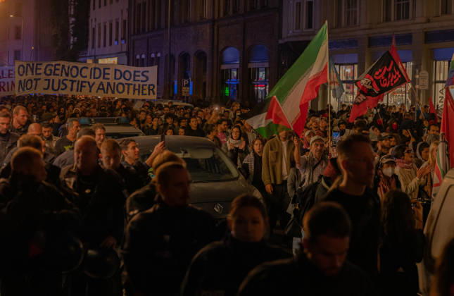 October 7, 2026, Berlin, Germany: Hundereds of pro-palestinian protesters gather in Berlin, Germany, on October 7, 2026. This marks the three-year anniversary of the Hamas led border attacks in Southern Israel. Germany - ZUMAj167 20261007_zip_j167_017 Copyright: xSvetxJacquelinex