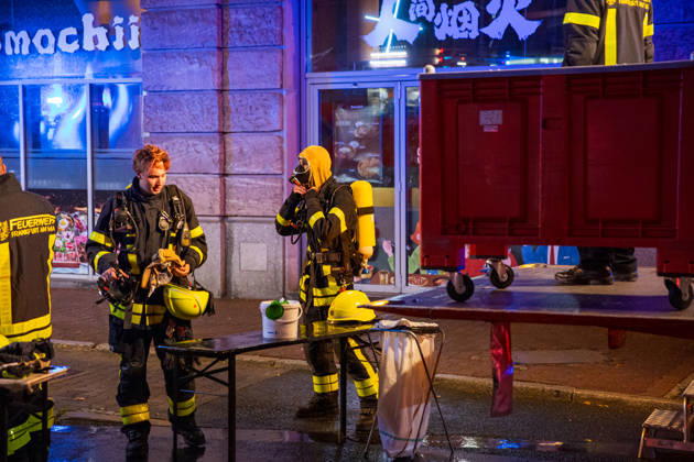 Fire in Movie Theater Triggers Large-Scale Emergency Response On October 8, 2026, a fire broke out in a movie theater at the Cinestar Metropolis in Frankfurt. The Frankfurt Fire Department responded with a large-scale operation, with crews fighting the fire while wearing breathing ap