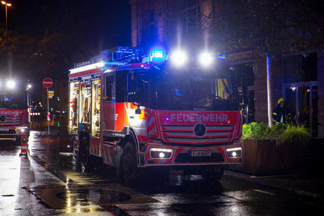 Fire in Movie Theater Triggers Large-Scale Emergency Response On October 8, 2026, a fire broke out in a movie theater at the Cinestar Metropolis in Frankfurt. The Frankfurt Fire Department responded with a large-scale operation, with crews fighting the fire while wearing breathing ap