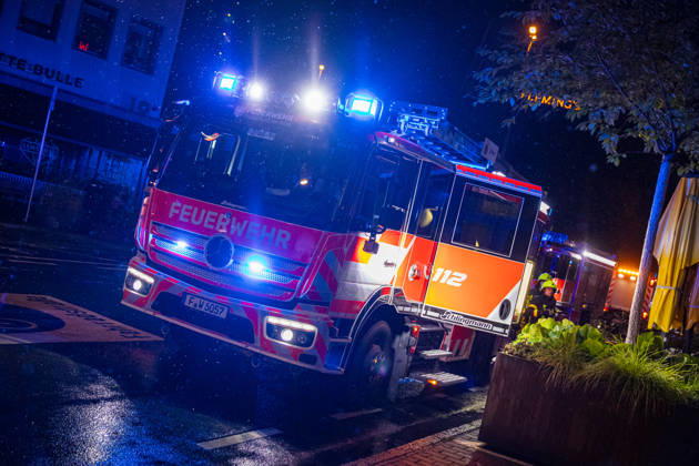Fire in Movie Theater Triggers Large-Scale Emergency Response On October 8, 2026, a fire broke out in a movie theater at the Cinestar Metropolis in Frankfurt. The Frankfurt Fire Department responded with a large-scale operation, with crews fighting the fire while wearing breathing ap