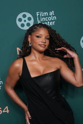 October 7, 2026, New York, Ny, USA: HALLE BAILEY attends Ã¢â‚¬ËœThe DebutÃ¢â‚¬â ¢ Red Carpet Arrivals at the 64th New York Film Festival,.Alice Tully Hall, Lincoln Center, NYC.October 7, 2026 . The Debut Red Carpet Arrivals At The 64th New York Film Festival,.Alice Tully Hall, Lincoln Center, NYC.October 7, 2026 . New York USA - ZUMAms4_ 20261007_faf_ms4_015 Copyright: xSoniaxMoskowitzxGordonx
