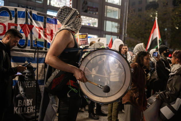 October 7, 2026, New York, New York, USA: The Union Square candlelight vigil organized by the group Israelis for Peace on October 7th 2026 went on in spite of loud protests by pro-Palestinian activists. Several public officials, including New York City mayor ZOHRAN MAMDANI, joined the group in commemorating the Israeli lives lost on Ocotober 7th 2023 despite the protests. New York USA - ZUMAh214 20261007_znp_h214_016 Copyright: xSDxHerzogx