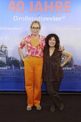 Saskia Fischer and Maria Ketikidou at the photo call celebrating the 40th anniversary of the ARD series *Großstadtrevier* at the Astor Film Lounge in Hamburg, October 7, 2026 Foto:xgbrcix xFuturexImagex grossstadtrevier_6010