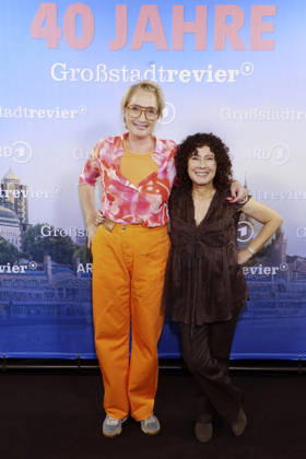 Saskia Fischer and Maria Ketikidou at the photo call celebrating the 40th anniversary of the ARD series *Großstadtrevier* at the Astor Film Lounge in Hamburg, October 7, 2026 Foto:xgbrcix xFuturexImagex grossstadtrevier_6012