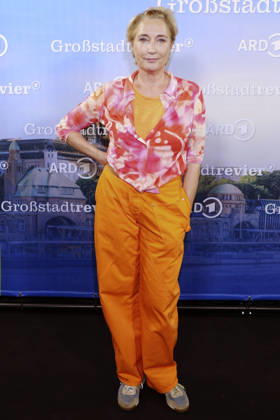 Saskia Fischer at the photo call celebrating the 40th anniversary of the ARD series *Großstadtrevier* at the Astor Film Lounge in Hamburg, October 7, 2026 Foto:xgbrcix xFuturexImagex grossstadtrevier_6016