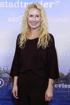 Dorothea Schenck at the photo call celebrating the 40th anniversary of the ARD series *Großstadtrevier* at the Astor Film Lounge in Hamburg, October 7, 2026 Foto:xgbrcix xFuturexImagex grossstadtrevier_6036