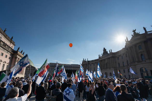 Memorial ceremony at Bebelplatz in Berlin-Mitte, the heart of the German capital. Memorial event marking the 3rd anniversary of the Hamas terrorist attack in Israel on October 7. Never forget, never remain silent, Berlin, Berlin, Germany, Bebelplatz