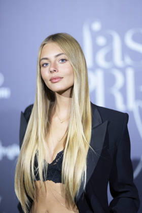 Talento Fashion Awards - Madrid Mishel Gerzig attends 5th Talento Fashion Awards Photocall at Espacio La Salle by Eneldo on October 7, 2026 in Madrid, Spain Photo by ABACAPRESS.COM Madrid Madrid Spain Copyright: xABACAx
