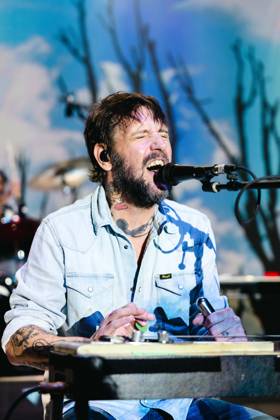 Band Of Horses concert at O2 Shepherd s Bush Empire in London, UK, on 07 October 2026 Ben Bridwell of Band Of Horses performing at O2 Shepherd s Bush Empire in London, UK, on 07 October 2026., Credit:John Williams John Williams - B4906 Avalon UK, London, O2 Shepherd s Bush Empire  Copyright: xJohnxWilliamsx xJohnxWilliamsx-xB4906x xAvalonx 1141317766