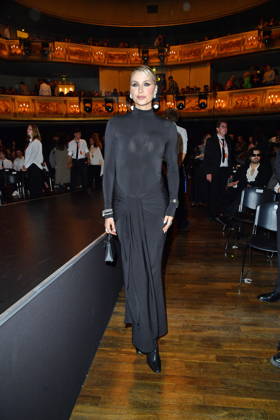 ABOUT YOU Opera Fashion Show: Lena Gercke at the ABOUT YOU Opera Fashion Show in Berlin on October 7, 2026 Copyright: xEventpressxBerndtx