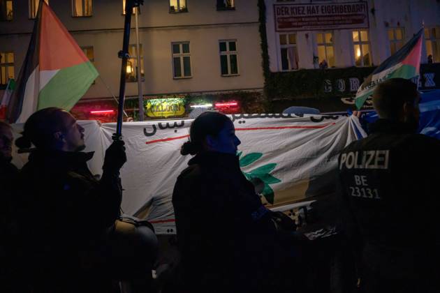 October 7, 2026, Berlin, Berlin, Germany: BERLIN, GERMANY, OCTOBER 7, 2026: Pro-Palestinian demonstrators march through Berlin s Kreuzberg district during a protest marking three years since the October 7 attacks and the start of the war in Gaza. The march encountered a small pro-Israel counter-demonstration along its route, with opposing groups exchanging chants. Berlin police later halted and dispersed the march before it reached its planned endpoint at Hermannplatz. Berlin Germany - ZUMAq101 20261007_zna_q101_433 Copyright: xNikosxKanistrasx