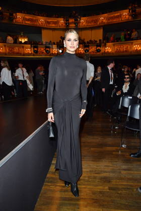 ABOUT YOU Opera Fashion Show: Lena Gercke at the ABOUT YOU Opera Fashion Show in Berlin on October 7, 2026 Copyright: xEventpressxBerndtx