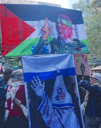 Pro-Palestinians rally outside City Hall NEW YORK, UNITED STATES - OCTOBER 07: Pro-Palestinian Americans rally outside City Hall and march to Union Square in New York, United States, on October 7, 2026, marking the anniversary of the October 7 attacks on Gaza. Selcuk Acar Anadolu New York United States. Editorial use only. Please get in touch for any other usage. Copyright: x2026xAnadoluxSelcukxAcarx